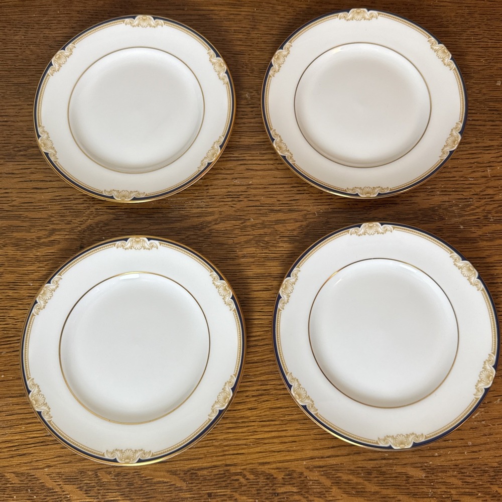 Wedgwood Cavendish Bread & Butter Dessert Plate Bone China England Set of 4 EUC
